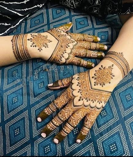 Bittu Mehndi Artist