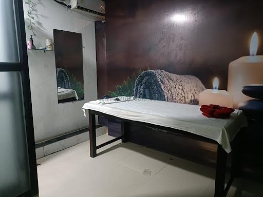 Mirror Spa