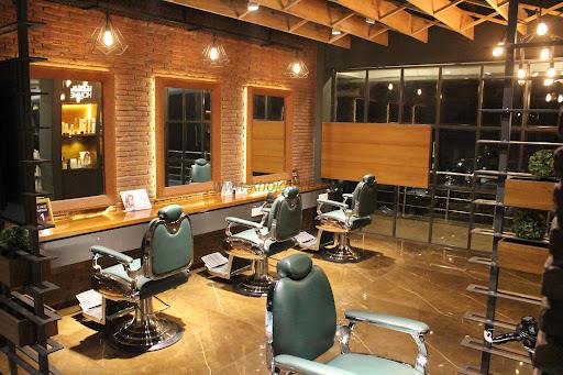 The Looks Beauty Salon