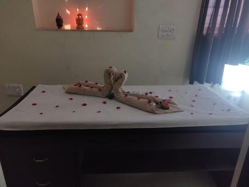 The Magic Moments Spa Massage Service