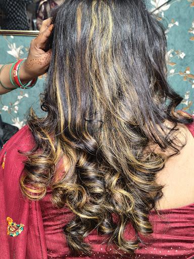 Vaishnavi Beauty Parlour