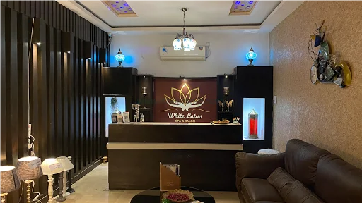 White Lotus Spa In Vasundhara Massage Center In Vasundhara