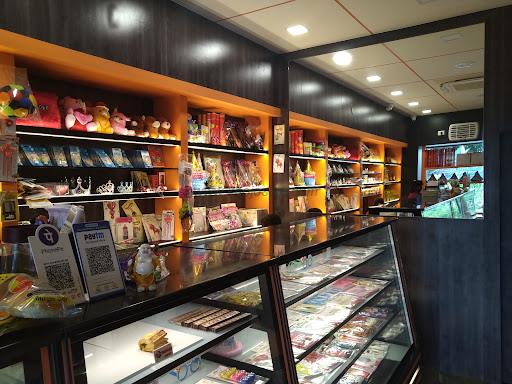 90 Degrees-The Cake Studio