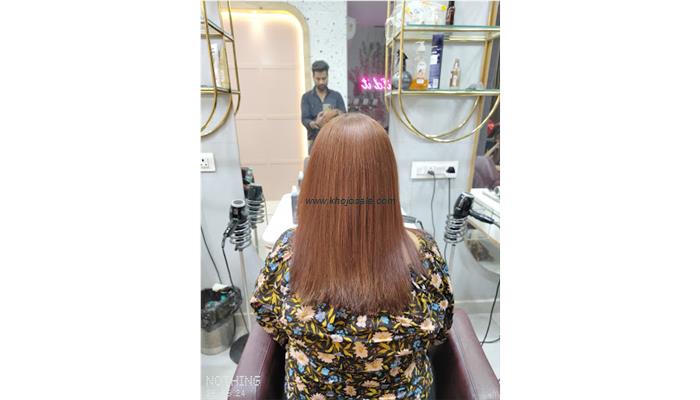A1unisex Salon & Makeup Studio Professional
