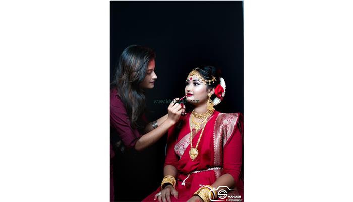 Aadhya Makeover And Training Centre