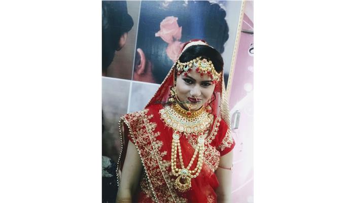 AANYA BEAUTY PARLOUR (Only For Girls)