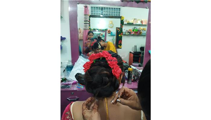 Aarchi Ladies Beauty Parlor