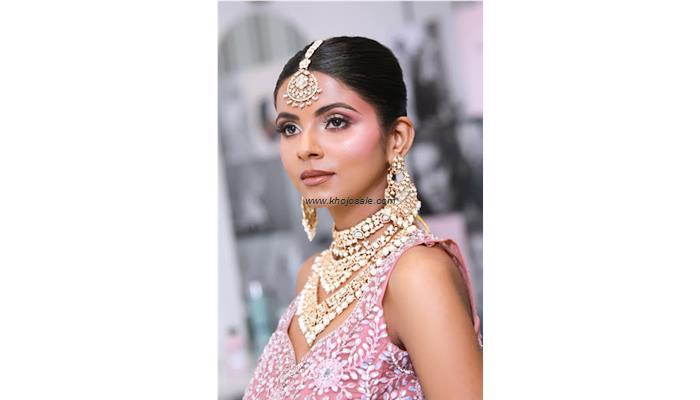 ADETE ROSHNI INTERNATIONAL MAKEUP & BEAUTY ACADEMY