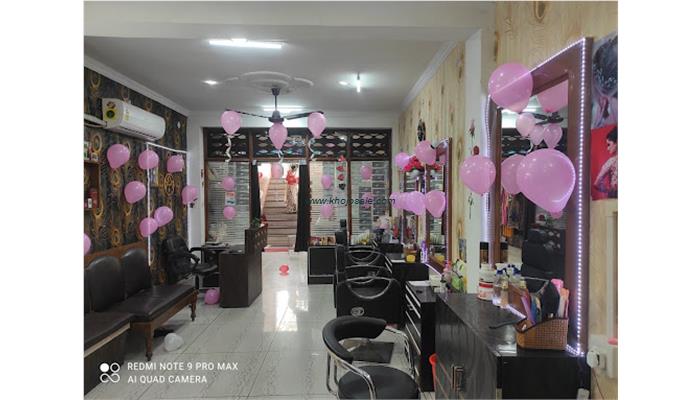 Alka Makeovers Stylish Zone