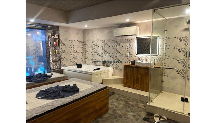 Amantra Spa And Massage Center
