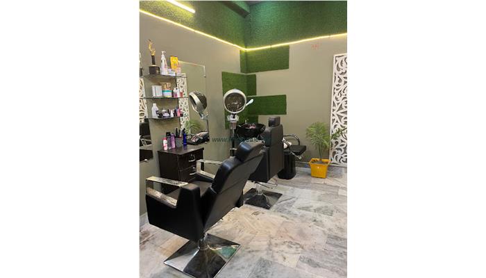Anjali Beauty Parlour And Cosmetic Center