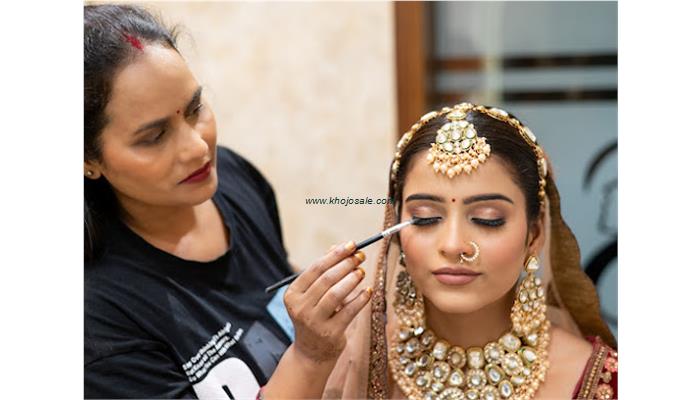 Anshika Makeup Studio & Academy