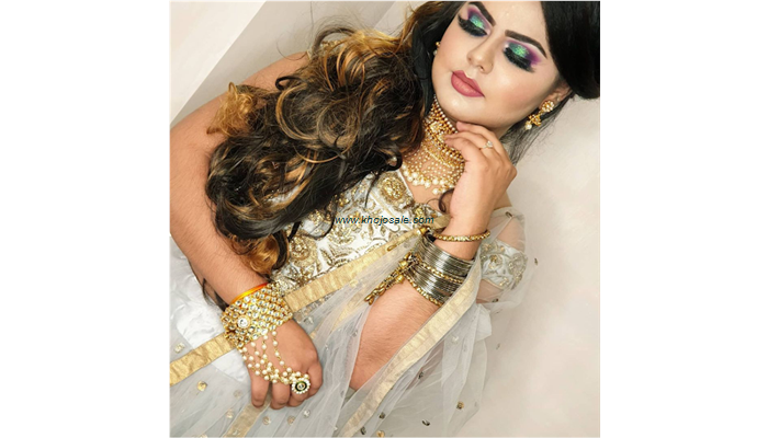 ARUNI ABIR TARIKA ( Best Bridal Makeup Artist )