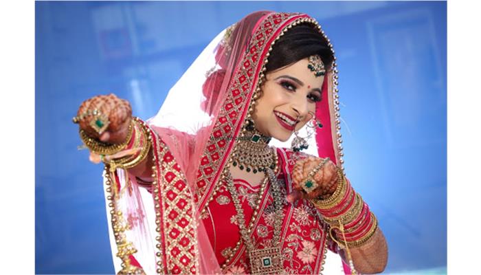 Ashu Beauty Parlour & Makeup Studio