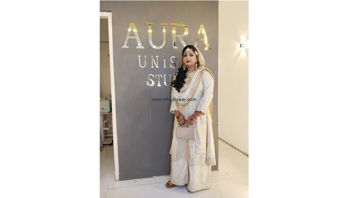 Aura Unisex Studio