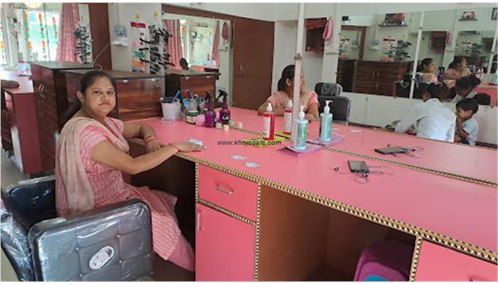 Best Beauty Parlour