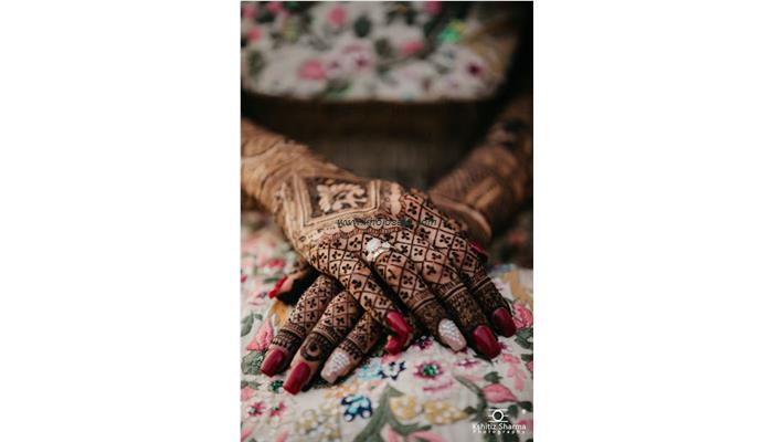 BLUE DOT TATTOO AND ART ACADEMY