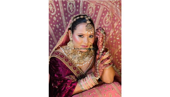 BLUSH & BRUSH MAKEUP HAIR & NAIL ACADEMY