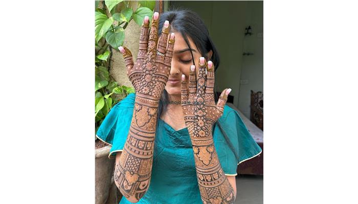 Chauhan Mehandi Art (Gold Medalist)