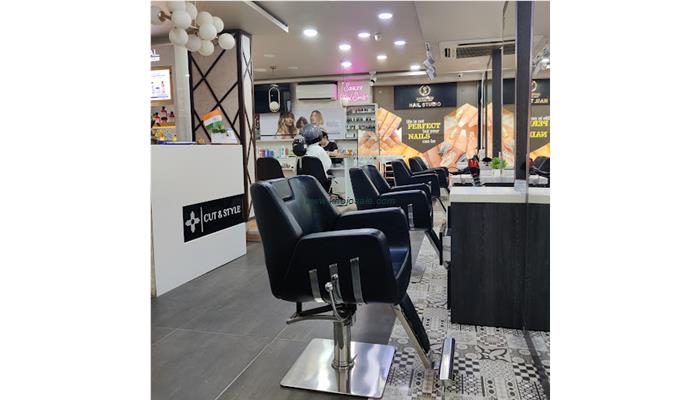Cut & Style Janakpuri Block B