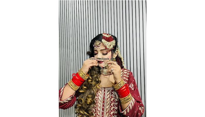 Diamond Beauty Parlour