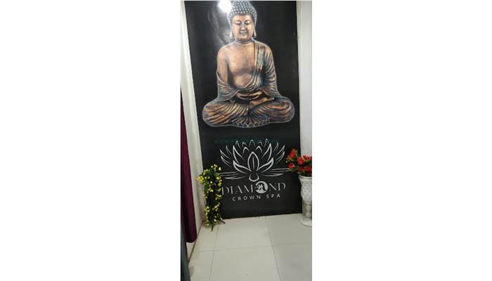 Diamond Crown Spa