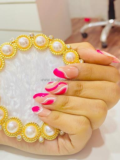 Diva Nails Lash Studio Academy