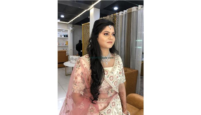 Dream Palace Unisex Salon & Academy