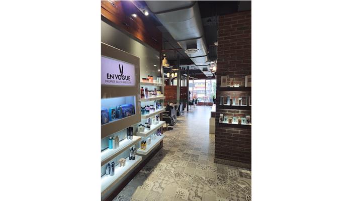 En Vogue Premier Salon And Care