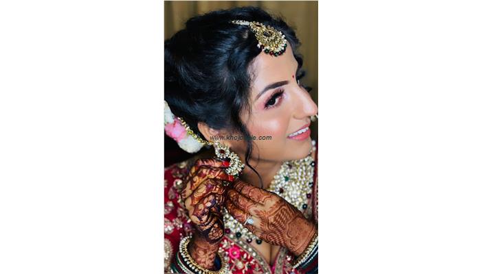 Flux Salon | Sector 5 Olive County Street | Vasundhara