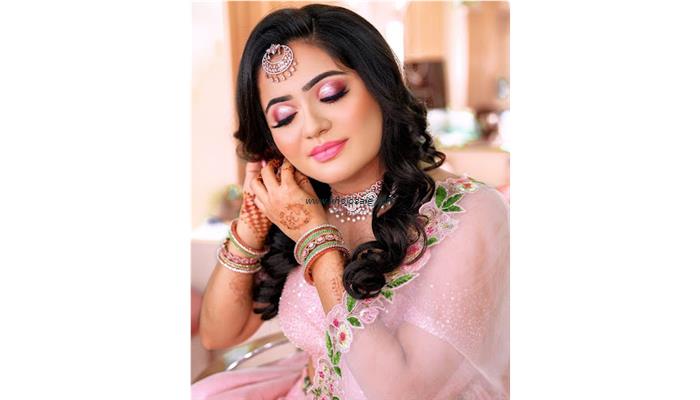 GALAXY Makeup Studio& Unisex Salon