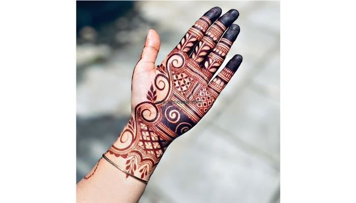 Garima Mehndi Designer
