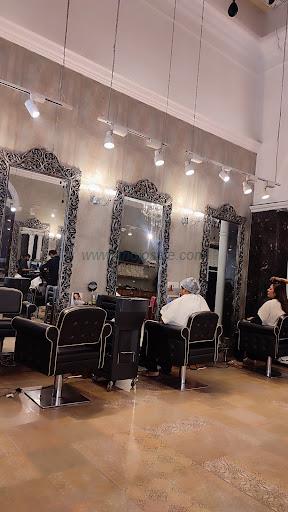 Geetanjali Salon