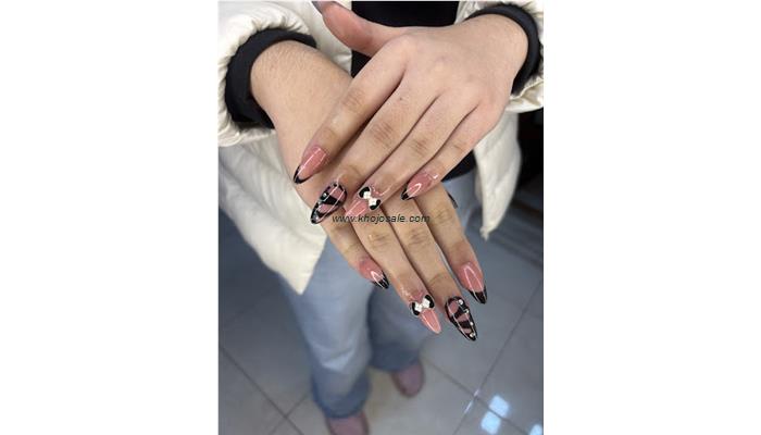 Glamour Nails