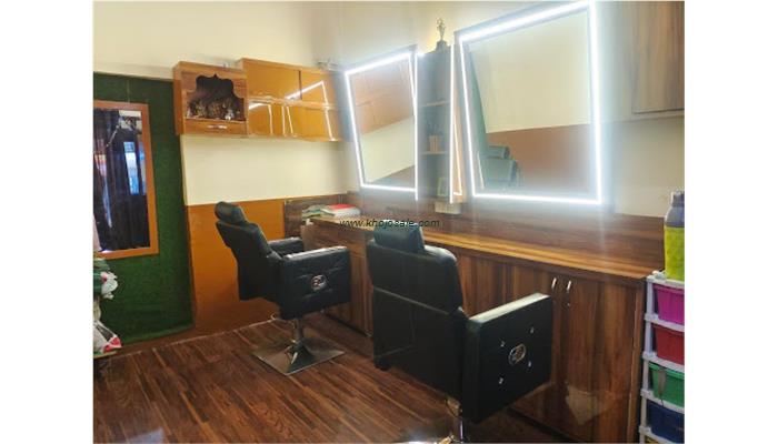 GLOWUP Beauty Parlour