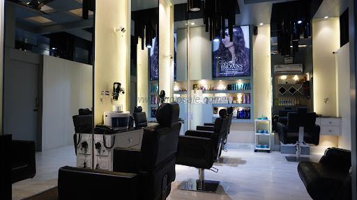 Green Planet Beauty Hair Wig In Sriganganagar Unisex Salon In Sriganganagar Bridal Makeup In Sriganganagar