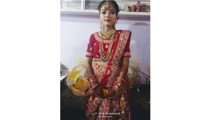 Kali Beauty Parlour