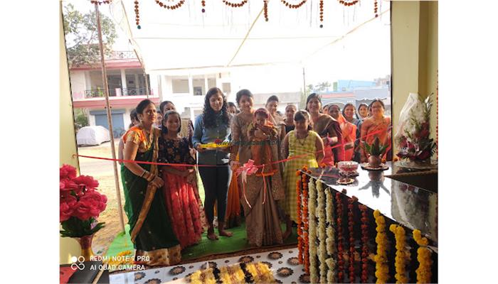 Kalpana Beauty Parlour