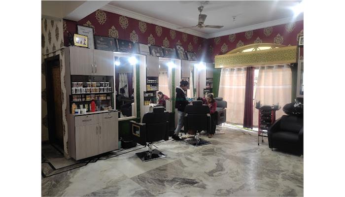Kashish Makeover & Academy