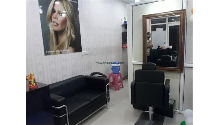 Kavvya Unisex Salonn