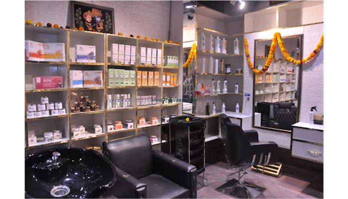 Komal Gupta Makeup Studio & Salon