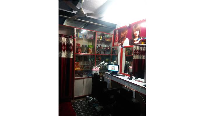 Ladli Royal Beauty Parlour Barsana