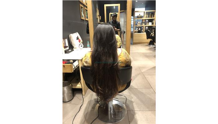 Looks Salon, DB City Mall