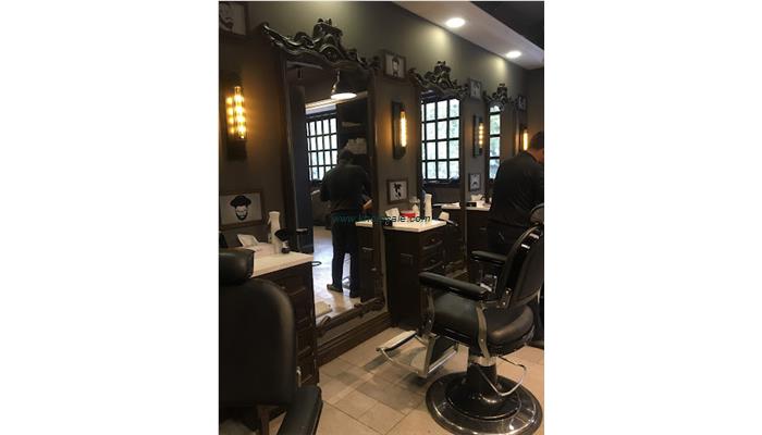 Looks Salon, Khan Market