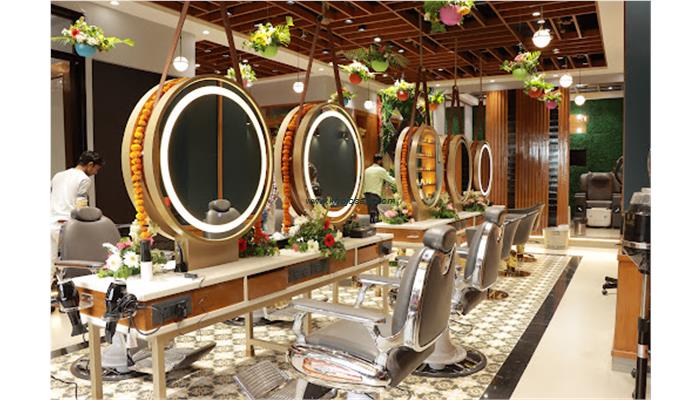 Looks Salon- Shalimar | Beauty Salon In Vibhuti Khand