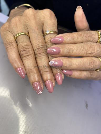 Lucknow Nail Art Studio Trending Nail Extension Designs