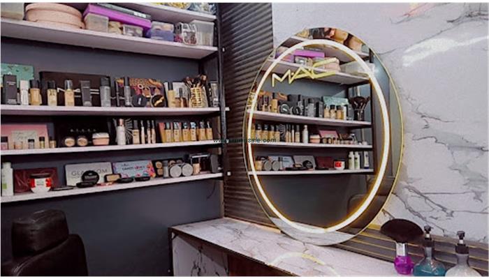 Mac Makeup Studio