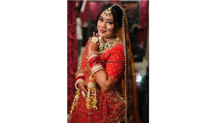 Mahima Makeup Studio And Academy