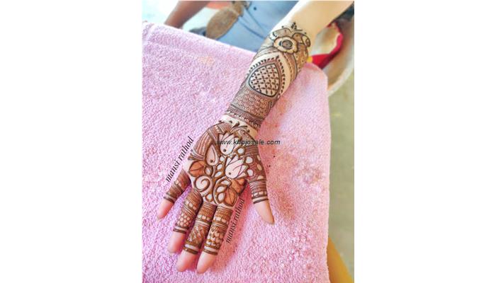 Mansi Mehndi Artist