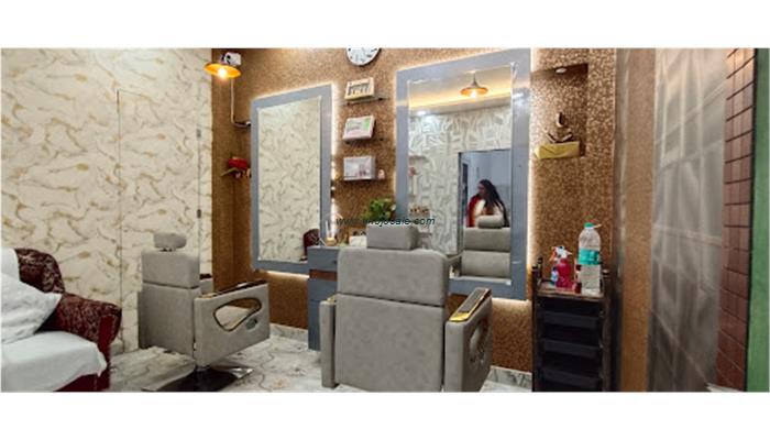 Maya Beauty Parlour